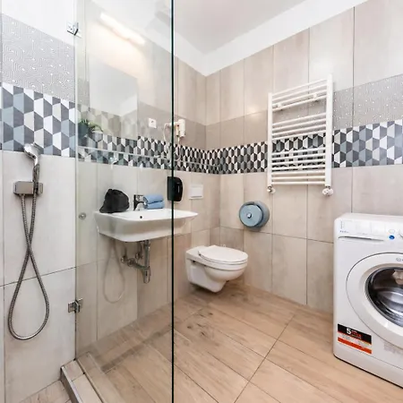 Prime * Budapest